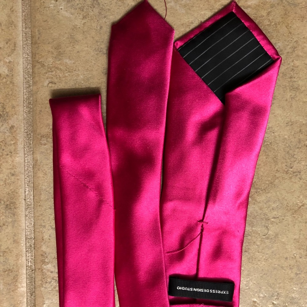 Express Ties - Picture 7 of 8